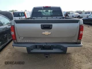 ✅ 2008 Chevrolet Silverado 1500 1LT • VIN: 2GCEK190281300650 • Lot: 71354264. Listed on Copart with 226,620 mi. Free auction sales archive from the USA and detailed vehicle history report at DreamBid. Image 6.