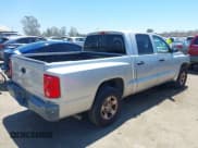 ✅ 2005 Dodge Dakota ST • VIN: 1D7HE28K15S288148 • Lot: 42883541. Wystawiony na IAAI z przebiegiem 259 379 mil. Bezpłatny archiwum sprzedaży aukcyjnych z USA i szczegółowy raport historii pojazdu na DreamBid. Zdjęcie 4.