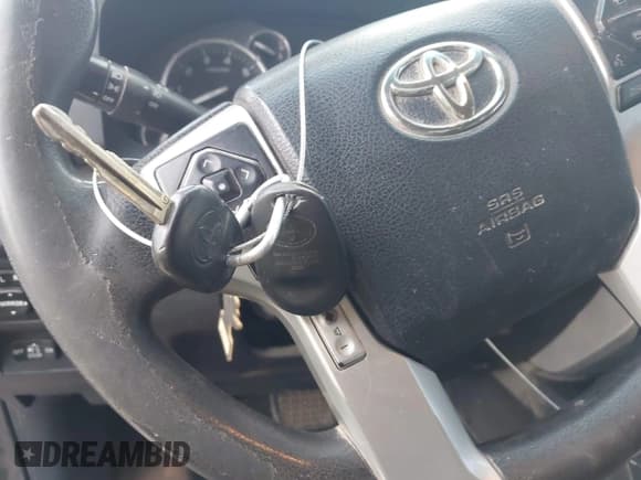 ✅ 2014 Toyota Tundra SR • VIN: 5TFRM5F18EX078291 • Lot: 43276385. Listed on IAAI with 52,986 mi. Free auction sales archive from the USA and detailed vehicle history report at DreamBid. Image 11.