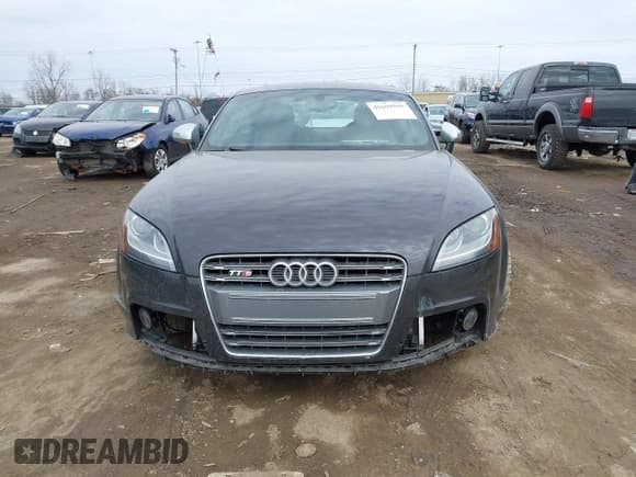 ✅ 2011 Audi TTS 2.0T • VIN: TRUB1AFK5B1016623 • Lot: 41699555. Listed on IAAI with 33,626 mi. Free auction sales archive from the USA and detailed vehicle history report at DreamBid. Image 12.