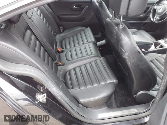 ✅ 2013 Volkswagen CC R-Line • VIN: WVWBP7AN8DE505784 • Lot: 43861255. Listed on IAAI with 132,604 mi. Free auction sales archive from the USA and detailed vehicle history report at DreamBid. Image 8.