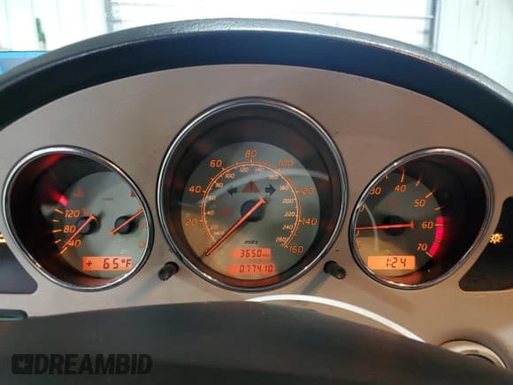 ✅ 1999 Mercedes-Benz SLK 230/320 • VIN: WDBKK47F8XF124415 • Lot: 60229115. Listed on Copart with 77,410 mi. Free auction sales archive from the USA and detailed vehicle history report at DreamBid. Image 9.