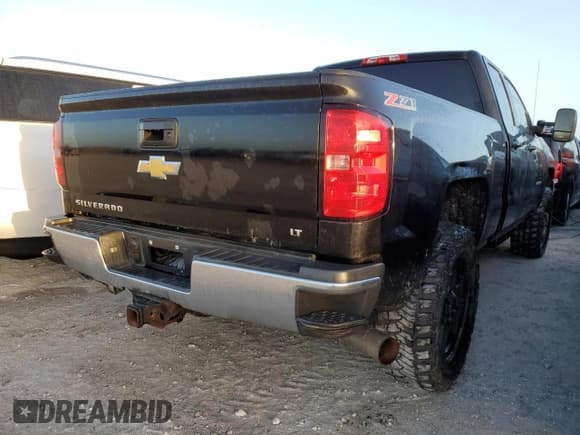 ✅ 2015 Chevrolet Silverado 2500HD LT • VIN: 1GC2KVE84FZ104171 • Лот: 76992994. Опубликован ранее на Copart с пробегом 169 484 миль. Бесплатный доступ к архиву аукционных продаж из США и подробный отчёт об истории автомобиля на DreamBid. Изображение 3.