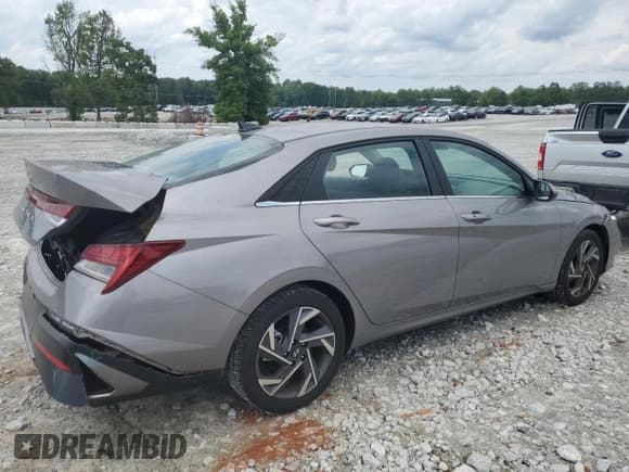 ✅ 2024 Hyundai Elantra SEL • VIN: KMHLS4DG7RU641007 • Лот: 56399775. Опубликован ранее на Copart с пробегом 11 613 миль. Бесплатный доступ к архиву аукционных продаж из США и подробный отчёт об истории автомобиля на DreamBid. Изображение 3.