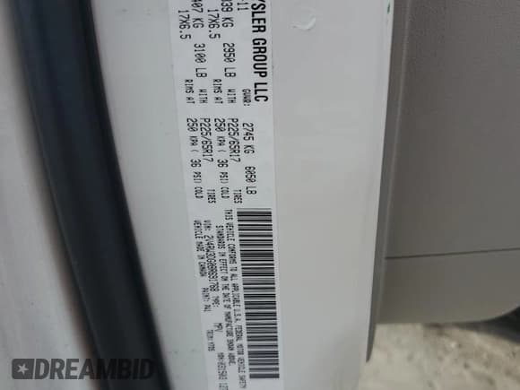 ✅ 2011 Volkswagen Routan SE • VIN: 2V4RW3DG0BR691768 • Лот: 75745714. Опубликован ранее на Copart с пробегом 137 846 миль. Бесплатный доступ к архиву аукционных продаж из США и подробный отчёт об истории автомобиля на DreamBid. Изображение 13.