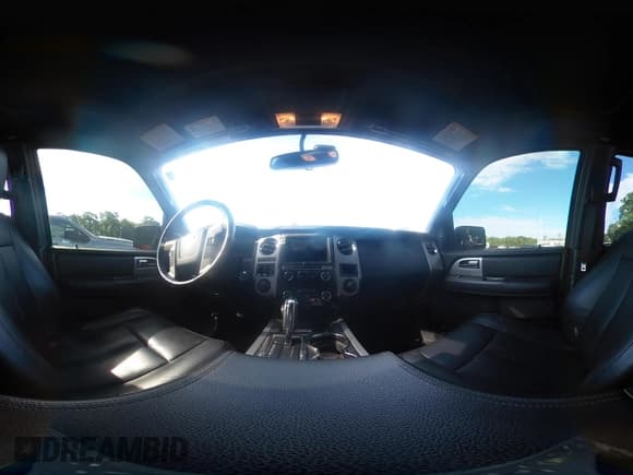 ✅ 2017 Ford Expedition Max Limited • VIN: 1FMJK2AT4HEA64569 • Lot: 42164017. Wystawiony na IAAI z przebiegiem 142 608 mil. Bezpłatny archiwum sprzedaży aukcyjnych z USA i szczegółowy raport historii pojazdu na DreamBid. Zdjęcie 18.