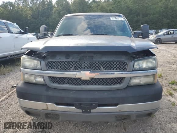 ✅ 2003 Chevrolet Silverado 2500HD LS • VIN: 1GCHC29U23E198146 • Лот: 73506314. Опубликован ранее на Copart с пробегом 232 549 миль. Бесплатный доступ к архиву аукционных продаж из США и подробный отчёт об истории автомобиля на DreamBid. Изображение 5.