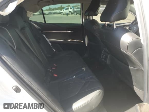 ✅ 2021 Toyota Camry Hybrid XSE • VIN: 4T1K31AK0MU028493 • Lot: 68765375. Listed on Copart with 125,781 mi. Free auction sales archive from the USA and detailed vehicle history report at DreamBid. Image 10.