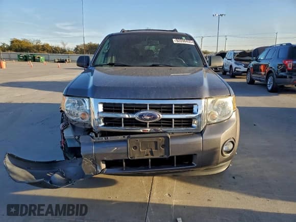 ✅ 2012 Ford Escape XLT • VIN: 1FMCU0DG8CKA35088 • Лот: 92098455. Опубликован ранее на Copart с пробегом 152 662 миль. Бесплатный доступ к архиву аукционных продаж из США и подробный отчёт об истории автомобиля на DreamBid. Изображение 5.