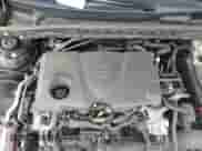 2022 Toyota Camry XLE z VIN 4T1F11AK7NU034073, wystawiony jako Copart lot #57094255 z przebiegiem 65 899 mil mil oraz Szkoda całkowita • Salvage title. Historia ofert i sprzedaży dostępna na DreamBid. Obrazek 15.