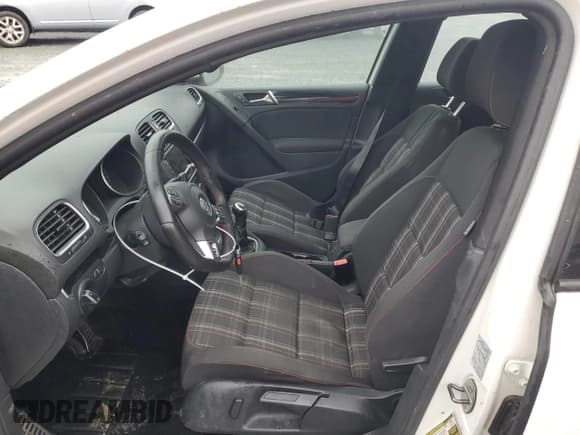 ✅ 2012 Volkswagen Golf GTI PZEV • VIN: WVWGD7AJ0CW025467 • Lot: 87321564. Listed on Copart with 157,844 mi. Free auction sales archive from the USA and detailed vehicle history report at DreamBid. Image 7.