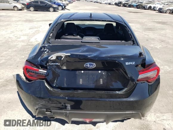 ✅ 2020 Subaru BRZ Limited • VIN: JF1ZCAC11L9703251 • Lot: 68129174. Wystawiony na Copart z przebiegiem 23 631 mil. Bezpłatny archiwum sprzedaży aukcyjnych z USA i szczegółowy raport historii pojazdu na DreamBid. Zdjęcie 6.