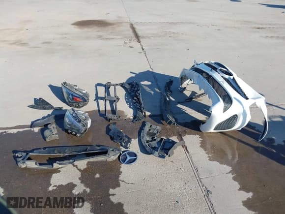 ✅ 2021 Mercedes-Benz CLA 250 • VIN: W1K5J4GB4MN167686 • Lot: 43385131. Listed on IAAI with 49,284 mi. Free auction sales archive from the USA and detailed vehicle history report at DreamBid. Image 12.