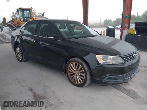 ✅ 2013 Volkswagen Jetta SE • VIN: 3VWDP7AJ3DM376656 • Lot: 43786902. Listed on IAAI with 144,502 mi. Free auction sales archive from the USA and detailed vehicle history report at DreamBid. Image 1.