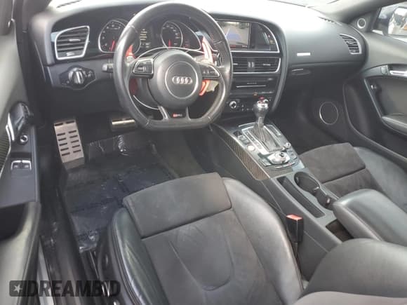 ✅ 2013 Audi RS 5 • VIN: WUAC6AFR4DA902614 • Lot: 57620175. Listed on Copart with 158,535 mi. Free auction sales archive from the USA and detailed vehicle history report at DreamBid. Image 8.