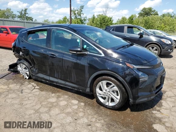 ✅ 2022 Chevrolet Bolt EV 1LT • VIN: 1G1FW6S08N4125782 • Lot: 59050094. Wystawiony na Copart z przebiegiem 46 836 mil. Bezpłatny archiwum sprzedaży aukcyjnych z USA i szczegółowy raport historii pojazdu na DreamBid. Zdjęcie 4.