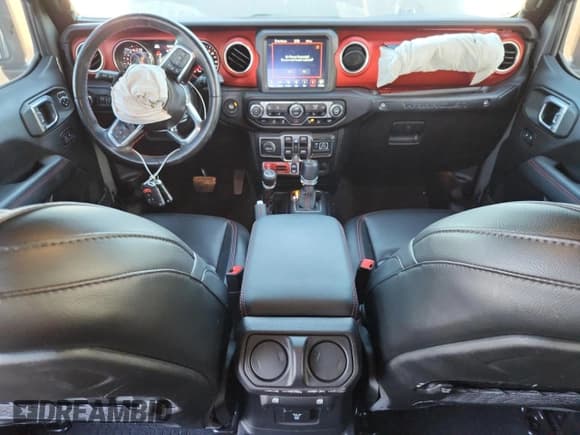 ✅ 2021 Jeep Wrangler Unlimited Rubicon • VIN: 1C4HJXFGXMW568482 • Lot: 92701725. Listed on Copart with 9,523 mi. Free auction sales archive from the USA and detailed vehicle history report at DreamBid. Image 8.