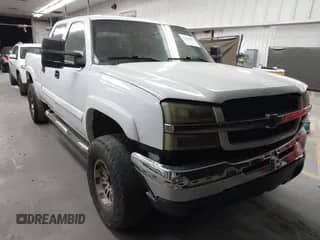 2003 Chevrolet Silverado 2500HD LS with VIN 1GCHK23U23F148742, listed as a IAAI auction lot 43030883 with 154,876 mi miles and . Bid and sale history available at DreamBid. Image 1.