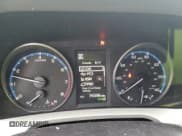 ✅ 2018 Toyota RAV4 XLE • VIN: 2T3RFREV9JW822792 • Лот: 82359545. Опубликован ранее на Copart с пробегом 79 398 миль. Бесплатный доступ к архиву аукционных продаж из США и подробный отчёт об истории автомобиля на DreamBid. Изображение 9.