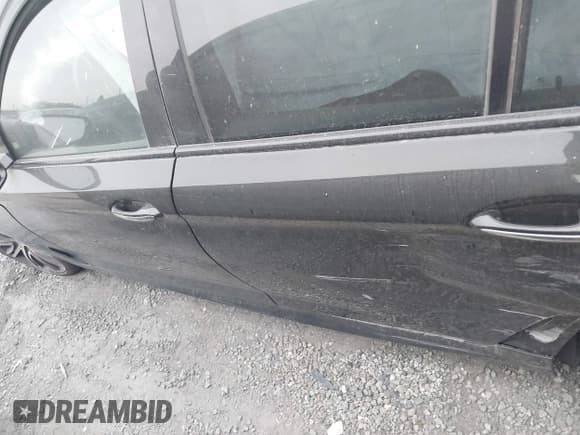 ✅ 2018 BMW 5 Series 540i • VIN: WBAJE5C5XJWA97667 • Lot: 41481362. Listed on IAAI with Not provided. Free auction sales archive from the USA and detailed vehicle history report at DreamBid. Image 14.