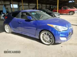 2013 Hyundai Veloster RE:MIX z VIN KMHTC6AD1DU139704, wystawiony jako Copart lot #67167074 z przebiegiem 155 099 mil mil oraz Szkoda całkowita • Salvage title. Historia ofert i sprzedaży dostępna na DreamBid. Obrazek 4.