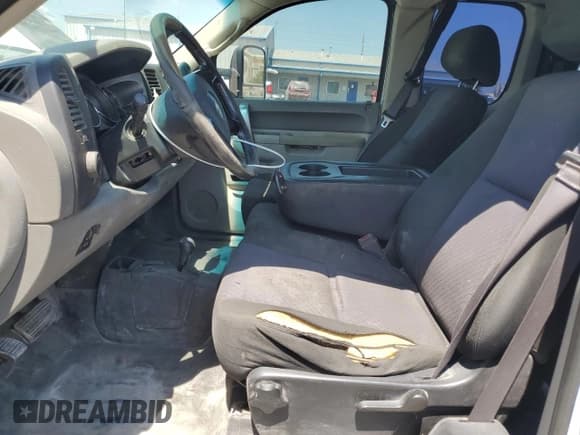 ✅ 2013 Chevrolet Silverado 2500HD Work Truck • VIN: 1GC2KVCG1DZ309163 • Лот: 69202395. Опубликован ранее на Copart с пробегом 240 711 миль. Бесплатный доступ к архиву аукционных продаж из США и подробный отчёт об истории автомобиля на DreamBid. Изображение 7.