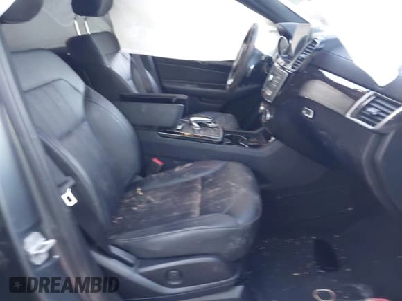 ✅ 2017 Mercedes-Benz GLS 450 • VIN: 4JGDF6EE1HA921989 • Лот: 43753957. Опубликован ранее на IAAI с пробегом 132 498 миль. Бесплатный доступ к архиву аукционных продаж из США и подробный отчёт об истории автомобиля на DreamBid. Изображение 5.