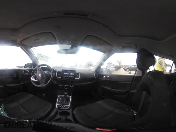 ✅ 2024 Hyundai Venue SEL • VIN: KMHRC8A33RU303667 • Lot: 41493871. Listed on IAAI with 12,725 mi. Free auction sales archive from the USA and detailed vehicle history report at DreamBid. Image 23.