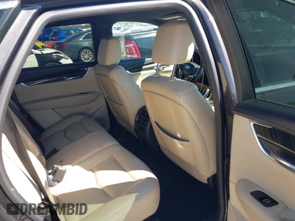 ✅ 2017 Cadillac XT5 FWD • VIN: 1GYKNARS5HZ106370 • Lot: 41849187. Listed on IAAI with 188,287 mi. Free auction sales archive from the USA and detailed vehicle history report at DreamBid. Image 8.