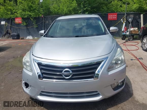 ✅ 2015 Nissan Altima SL • VIN: 1N4BL3AP3FC278675 • Lot: 42442119. Listed on IAAI with 83,546 mi. Free auction sales archive from the USA and detailed vehicle history report at DreamBid. Image 13.