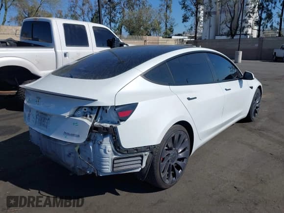 ✅ 2021 Tesla Model 3 Performance • VIN: 5YJ3E1EC4MF914489 • Lot: 43548282. Wystawiony na IAAI z przebiegiem 65 900 mil. Bezpłatny archiwum sprzedaży aukcyjnych z USA i szczegółowy raport historii pojazdu na DreamBid. Zdjęcie 4.