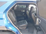 ✅ 2021 Ford Explorer ST • VIN: 1FM5K8GC6MGB97330 • Lot: 42902423. Wystawiony na IAAI z przebiegiem 45 275 mil. Bezpłatny archiwum sprzedaży aukcyjnych z USA i szczegółowy raport historii pojazdu na DreamBid. Zdjęcie 8.