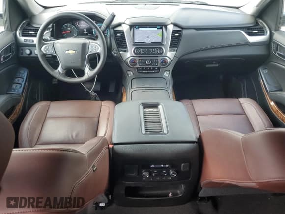 ✅ 2019 Chevrolet Tahoe Premier • VIN: 1GNSKCKJ4KR155263 • Лот: 71058275. Опубликован ранее на Copart с пробегом 44 854 миль. Бесплатный доступ к архиву аукционных продаж из США и подробный отчёт об истории автомобиля на DreamBid. Изображение 8.