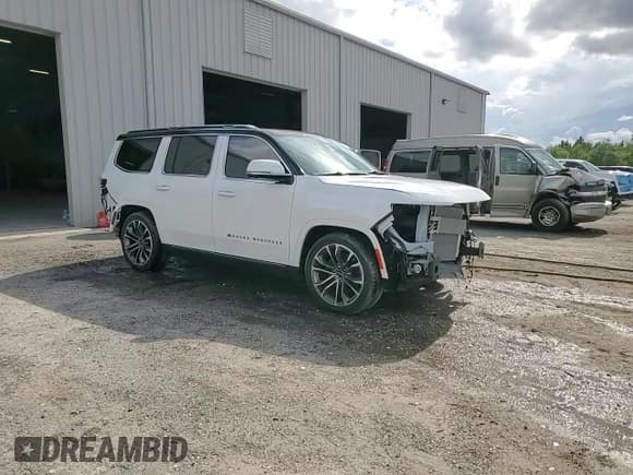 ✅ 2022 Jeep Grand Wagoneer Series III • VIN: 1C4SJVGJ3NS104673 • Lot: 56624915. Listed on Copart with 34,649 mi. Free auction sales archive from the USA and detailed vehicle history report at DreamBid. Image 15.