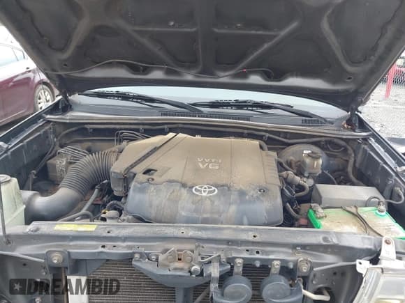 ✅ 2009 Toyota Tacoma PreRunner • VIN: 3TMKU72N29M019402 • Lot: 43317826. Wystawiony na IAAI z przebiegiem 253 532 mil. Bezpłatny archiwum sprzedaży aukcyjnych z USA i szczegółowy raport historii pojazdu na DreamBid. Zdjęcie 10.