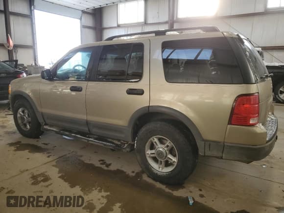 ✅ 2003 Ford Explorer XLT • VIN: 1FMZU73E53ZA75039 • Lot: 82920324. Wystawiony na Copart z przebiegiem 287 613 mil. Bezpłatny archiwum sprzedaży aukcyjnych z USA i szczegółowy raport historii pojazdu na DreamBid. Zdjęcie 2.