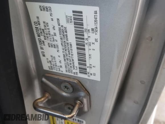 ✅ 2014 Ford Transit Connect XLT • VIN: NM0AE8F71E1151081 • Lot: 82423815. Wystawiony na Copart z przebiegiem 183 034 mil. Bezpłatny archiwum sprzedaży aukcyjnych z USA i szczegółowy raport historii pojazdu na DreamBid. Zdjęcie 13.