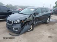 ✅ 2017 Kia Sorento L • VIN: 5XYPG4A38HG221720 • Лот: 42982339. Опубликован ранее на IAAI с пробегом 140 000 миль. Бесплатный доступ к архиву аукционных продаж из США и подробный отчёт об истории автомобиля на DreamBid. Изображение 2.
