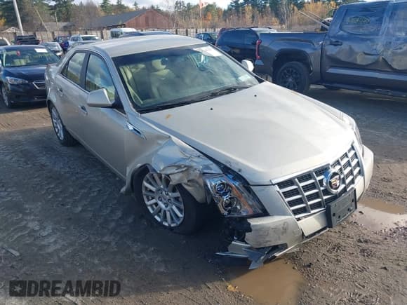 ✅ 2013 Cadillac CTS Luxury • VIN: 1G6DG5E54D0180056 • Lot: 43598125. Wystawiony na IAAI z przebiegiem 48 988 mil. Bezpłatny archiwum sprzedaży aukcyjnych z USA i szczegółowy raport historii pojazdu na DreamBid. Zdjęcie 1.