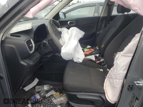 ✅ 2021 Hyundai Venue SE • VIN: KMHRB8A33MU105652 • Lot: 44310585. Listed on Copart with 44,220 mi. Free auction sales archive from the USA and detailed vehicle history report at DreamBid. Image 7.