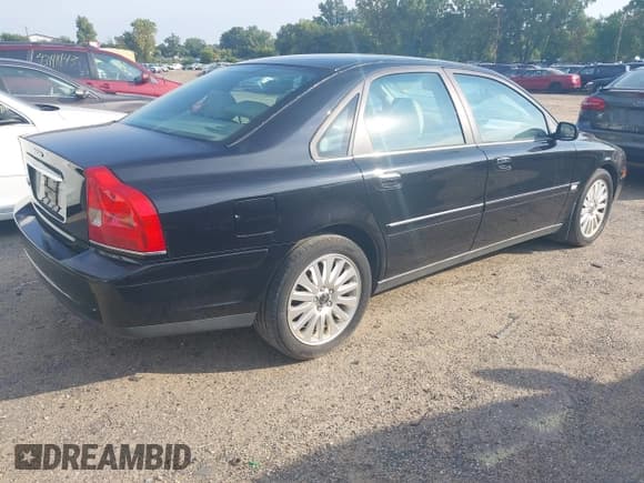 ✅ 2006 Volvo S80 • VIN: YV1TS592661436891 • Lot: 43152310. Listed on IAAI with 151,320 mi. Free auction sales archive from the USA and detailed vehicle history report at DreamBid. Image 4.