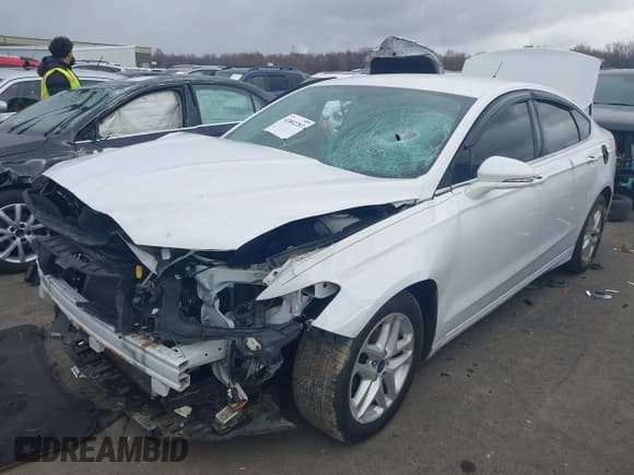 ✅ 2016 Ford Fusion SE • VIN: 1FA6P0H75G5124064 • Lot: 43802283. Wystawiony na IAAI z przebiegiem 62 162 mil. Bezpłatny archiwum sprzedaży aukcyjnych z USA i szczegółowy raport historii pojazdu na DreamBid. Zdjęcie 19.
