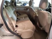 ✅ 2002 Mazda Tribute LX • VIN: 4F2CU08172KM40111 • Lot: 47141754. Wystawiony na Copart z przebiegiem 131 324 mil. Bezpłatny archiwum sprzedaży aukcyjnych z USA i szczegółowy raport historii pojazdu na DreamBid. Zdjęcie 11.