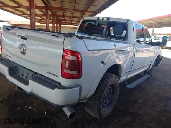 ✅ 2020 Ram 2500 Limited • VIN: 3C6UR5SL0LG263026 • Лот: 43476348. Опубликован ранее на IAAI с пробегом 130 732 миль. Бесплатный доступ к архиву аукционных продаж из США и подробный отчёт об истории автомобиля на DreamBid. Изображение 4.