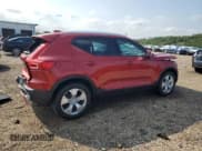 ✅ 2020 Volvo XC40 Momentum • VIN: YV4AC2HK1L2211114 • Lot: 70819395. Wystawiony na Copart z przebiegiem 54 570 mil. Bezpłatny archiwum sprzedaży aukcyjnych z USA i szczegółowy raport historii pojazdu na DreamBid. Zdjęcie 3.