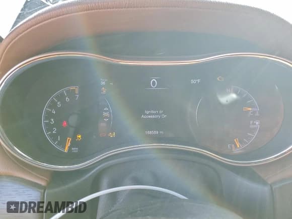 ✅ 2017 Jeep Grand Cherokee Summit • VIN: 1C4RJFJG7HC801652 • Lot: 93849635. Listed on Copart with 168,589 mi. Free auction sales archive from the USA and detailed vehicle history report at DreamBid. Image 9.