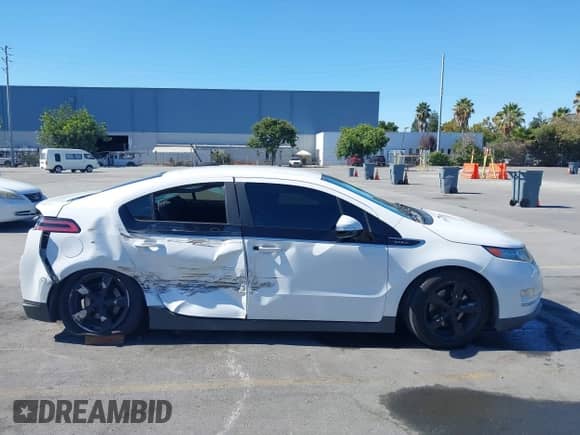 2015 Chevrolet Volt с VIN 1G1RD6E45FU141604, выставлен на аукционе IAAI как лот 43283385 с пробегом 96 825 миль миль и . История ставок и продаж доступна на DreamBid. Изображение 12.