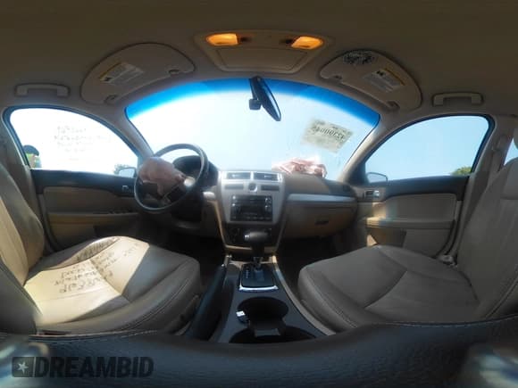 ✅ 2008 Mercury Milan Premier • VIN: 3MEHM02158R633388 • Lot: 42390045. Listed on IAAI with 158,332 mi. Free auction sales archive from the USA and detailed vehicle history report at DreamBid. Image 18.