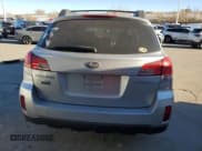 ✅ 2012 Subaru Outback Prem • VIN: 4S4BRCCC8C3276303 • Lot: 80708744. Wystawiony na Copart z przebiegiem 124 180 mil. Bezpłatny archiwum sprzedaży aukcyjnych z USA i szczegółowy raport historii pojazdu na DreamBid. Zdjęcie 6.