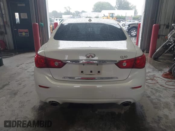 ✅ 2014 Infiniti Q50 Premium • VIN: JN1BV7AP5EM692015 • Lot: 42412718. Listed on IAAI with 202,124 mi. Free auction sales archive from the USA and detailed vehicle history report at DreamBid. Image 16.